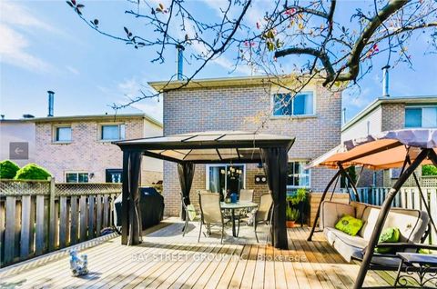 Photo 9 at 43 Bluesky Crescent, Observatory, Richmond Hill