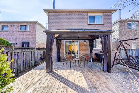 Photo 10 at 43 Bluesky Crescent, Observatory, Richmond Hill