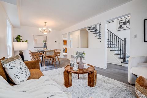 Photo 2 at 145 Glasgow Crescent, Keswick South, Georgina