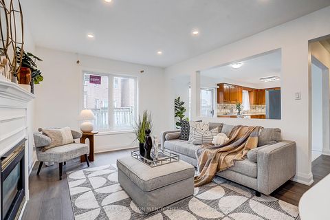 Photo 7 at 145 Glasgow Crescent, Keswick South, Georgina