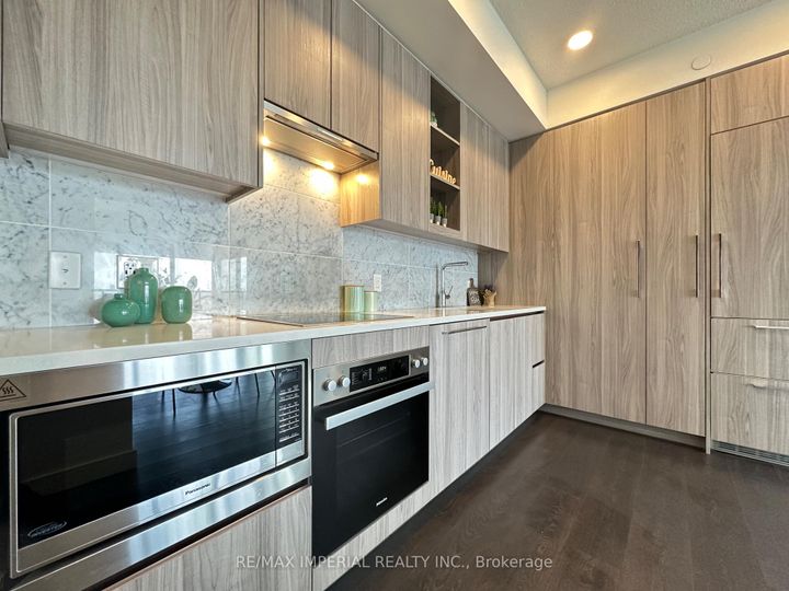 Photo 12 at 1806 - 85 McMahon Drive, Bayview Village, Toronto