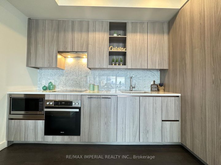 Photo 13 at 1806 - 85 McMahon Drive, Bayview Village, Toronto