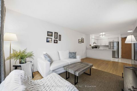 Photo 6 at 1003 - 260 Doris Avenue, Willowdale East, Toronto