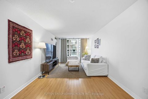 Photo 13 at 1003 - 260 Doris Avenue, Willowdale East, Toronto