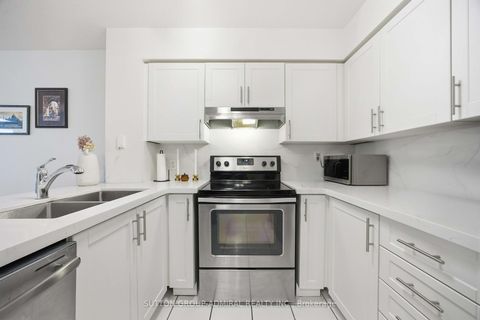 Photo 16 at 1003 - 260 Doris Avenue, Willowdale East, Toronto