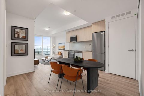 Photo 4 at 410 - 7439 Kingston Road, Rouge E11, Toronto