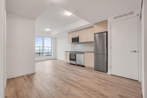 Photo 16 at 410 - 7439 Kingston Road, Rouge E11, Toronto