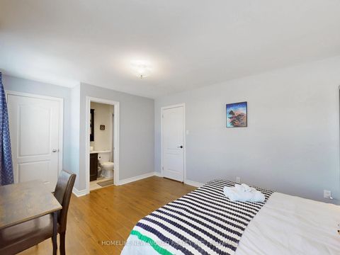 Photo 19 at 257 Cherokee Boulevard, Pleasant View, Toronto