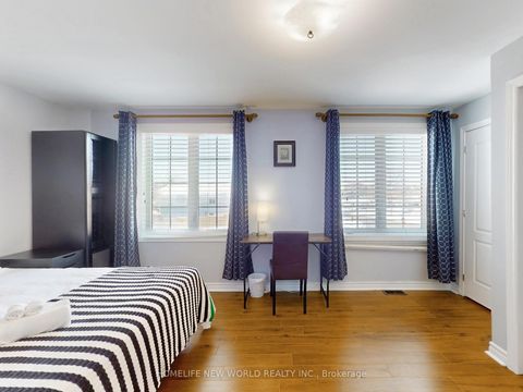 Photo 21 at 257 Cherokee Boulevard, Pleasant View, Toronto