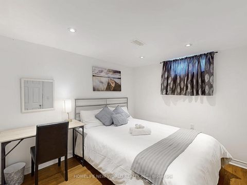 Photo 35 at 257 Cherokee Boulevard, Pleasant View, Toronto