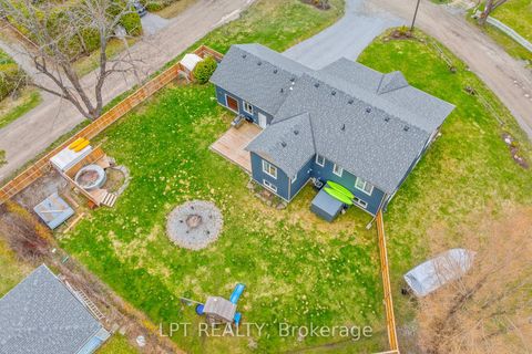 Photo 2 at 23 Dunkelman Drive, Keswick North, Georgina