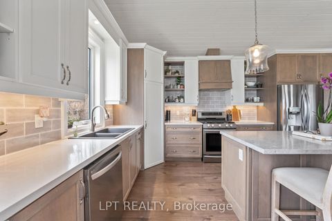 Photo 15 at 23 Dunkelman Drive, Keswick North, Georgina