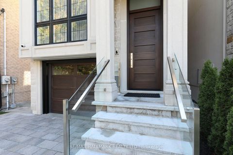 Photo 1 at 159 Roe Avenue, Nortown, Toronto