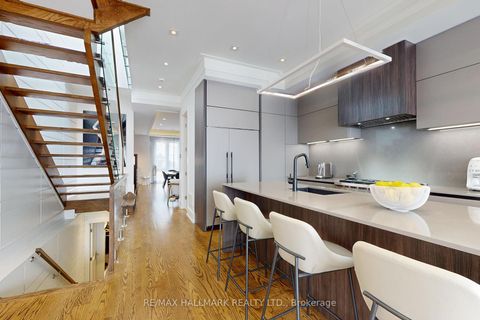 Photo 10 at 159 Roe Avenue, Nortown, Toronto