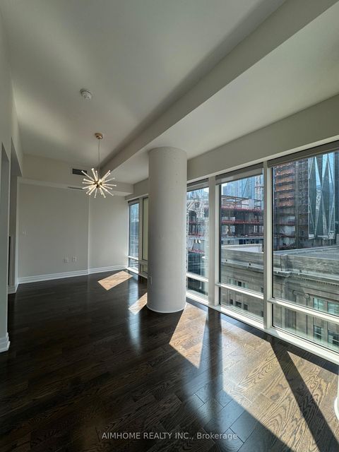 Photo 15 at 1006 - 8 The Esplanade Avenue, Waterfront Communities C8, Toronto