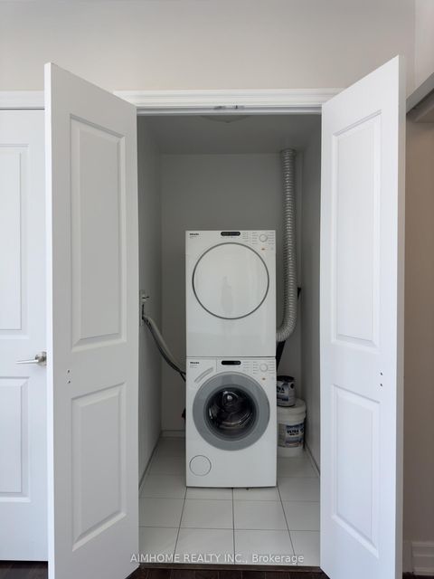 Photo 21 at 1006 - 8 The Esplanade Avenue, Waterfront Communities C8, Toronto