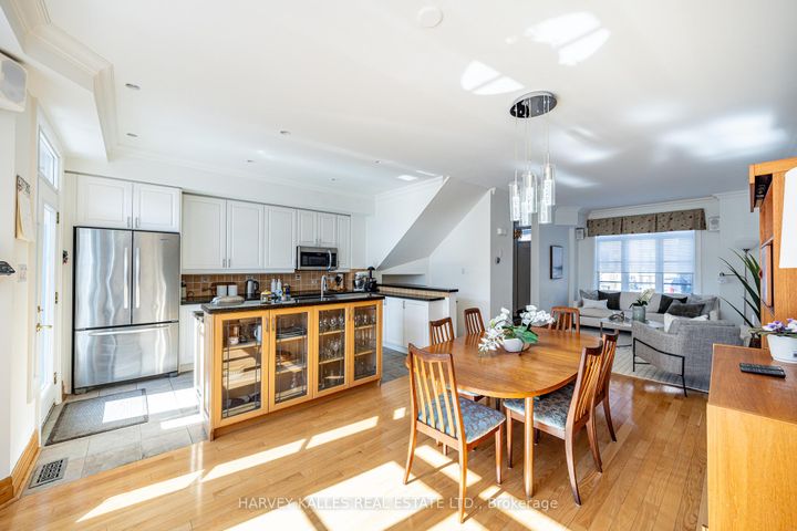 Photo 14 at 51 Shaftesbury Avenue, Moore Park, Toronto