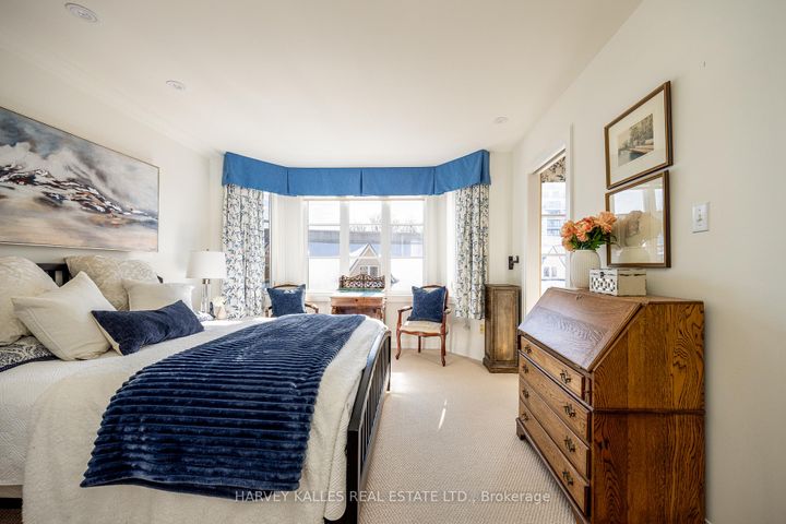 Photo 20 at 51 Shaftesbury Avenue, Moore Park, Toronto