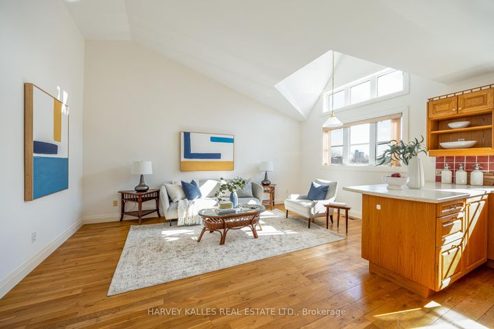 Photo 30 at 51 Shaftesbury Avenue, Moore Park, Toronto