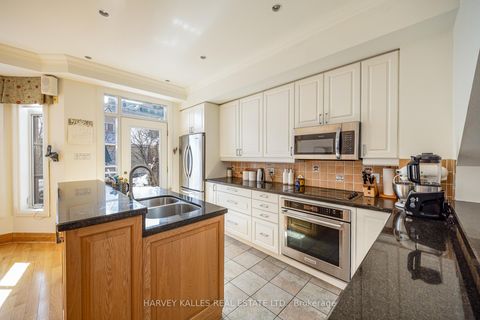 Photo 15 at 51 Shaftesbury Avenue, Moore Park, Toronto