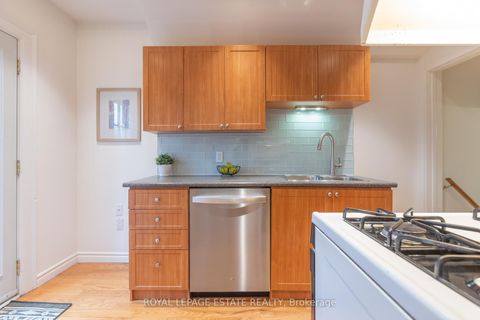 Photo 13 at 358 Victoria Park Avenue, The Beaches, Toronto