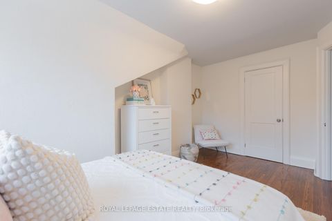 Photo 19 at 358 Victoria Park Avenue, The Beaches, Toronto