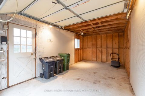 Photo 33 at 358 Victoria Park Avenue, The Beaches, Toronto