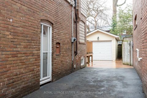 Photo 34 at 358 Victoria Park Avenue, The Beaches, Toronto