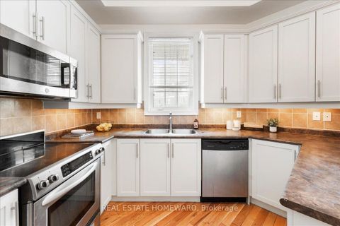 Photo 11 at 14 Fairhead Mews, Danforth, Toronto