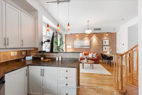 Photo 14 at 14 Fairhead Mews, Danforth, Toronto