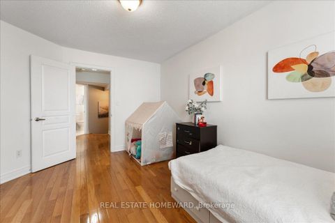 Photo 17 at 14 Fairhead Mews, Danforth, Toronto