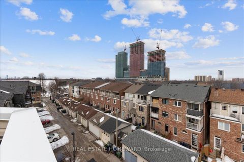 Photo 30 at 14 Fairhead Mews, Danforth, Toronto