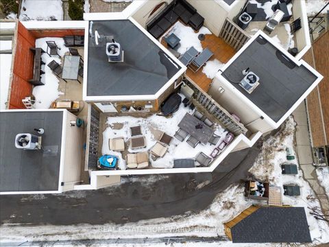 Photo 31 at 14 Fairhead Mews, Danforth, Toronto