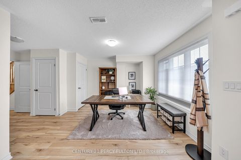 Photo 7 at 23 Honey Crisp Lane, Bowmanville, Clarington