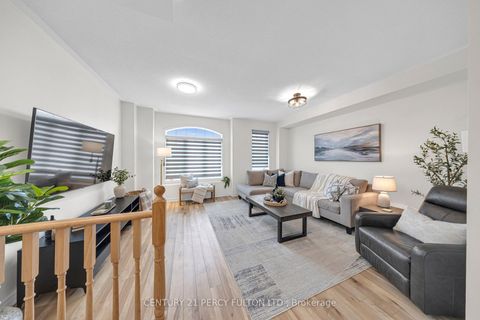 Photo 11 at 23 Honey Crisp Lane, Bowmanville, Clarington