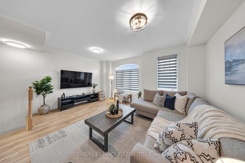 Photo 14 at 23 Honey Crisp Lane, Bowmanville, Clarington