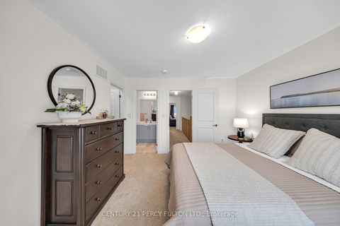 Photo 31 at 23 Honey Crisp Lane, Bowmanville, Clarington