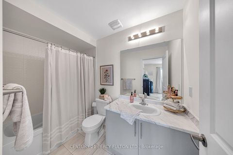 Photo 33 at 23 Honey Crisp Lane, Bowmanville, Clarington