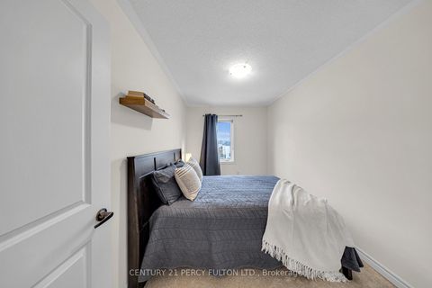 Photo 36 at 23 Honey Crisp Lane, Bowmanville, Clarington