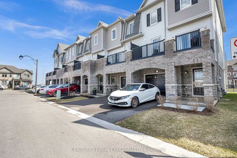 Photo 41 at 23 Honey Crisp Lane, Bowmanville, Clarington