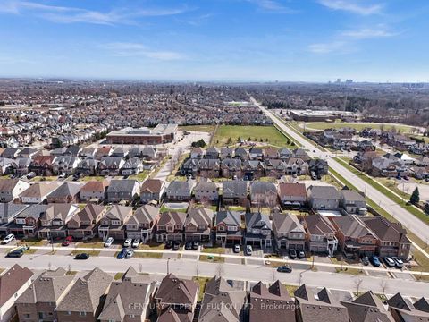 Photo 46 at 23 Honey Crisp Lane, Bowmanville, Clarington