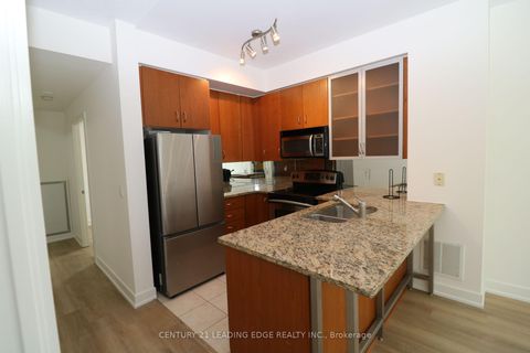 Photo 7 at 1404 - 438 KING Street W, Waterfront Communities C1, Toronto