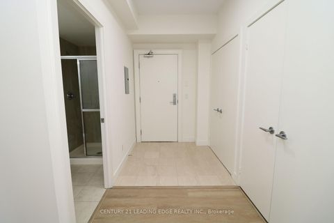 Photo 8 at 1404 - 438 KING Street W, Waterfront Communities C1, Toronto