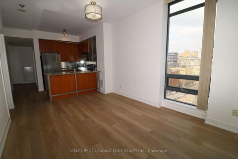 Photo 13 at 1404 - 438 KING Street W, Waterfront Communities C1, Toronto