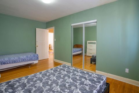 Photo 14 at 14 Mackinac Crescent, Bendale, Toronto