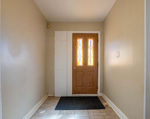 Photo 20 at 14 Mackinac Crescent, Bendale, Toronto