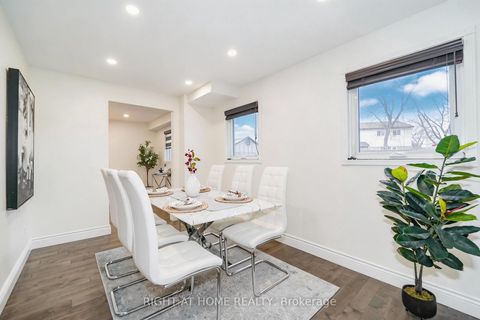 Photo 6 at 35 Tillbrook Court, Malvern, Toronto