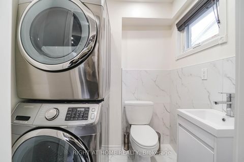 Photo 11 at 35 Tillbrook Court, Malvern, Toronto