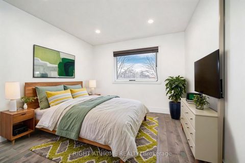 Photo 24 at 35 Tillbrook Court, Malvern, Toronto