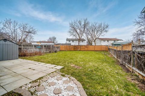 Photo 36 at 35 Tillbrook Court, Malvern, Toronto